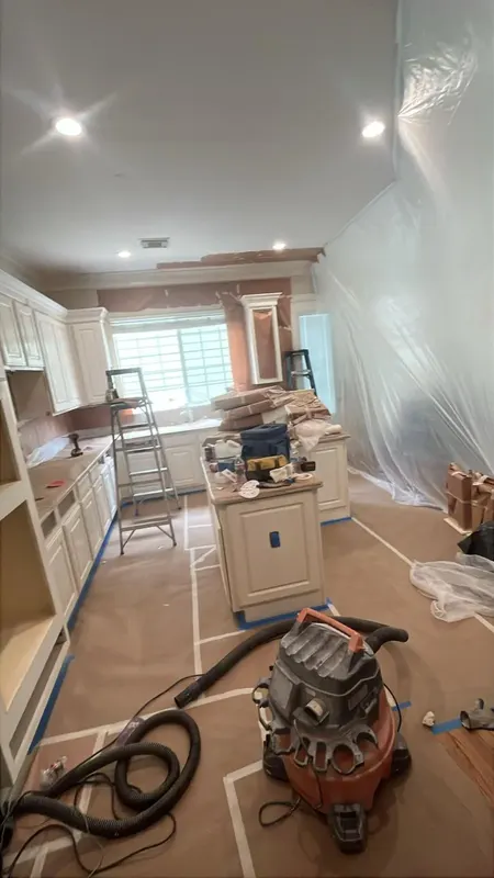 Traditional/Transitional Kitchen Remodel in Houston, TX by Kitchen Remodel Masters Houston project photo 4