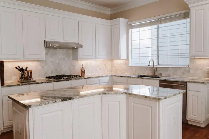 Traditional/Transitional Kitchen Remodel in Houston, TX by Kitchen Remodel Masters Houston project photo 7